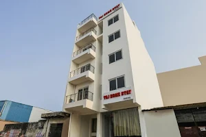 OYO Hotel Taj Home Stay image