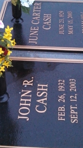 Funeral Home «Hendersonville Memory Gardens & Funeral Home», reviews and photos, 353 E Main St, Hendersonville, TN 37075, USA