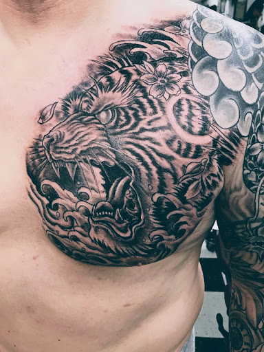 Tattoo Shop «Cloud 9 Tattoo», reviews and photos, 568 Dodge Ave NW, Elk River, MN 55330, USA