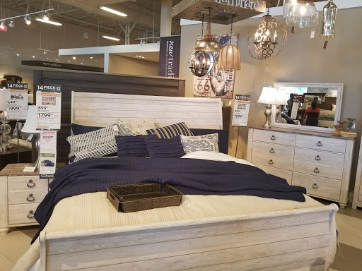 Furniture Store «Ashley HomeStore», reviews and photos, 2915 N Dale Mabry Hwy, Tampa, FL 33607, USA
