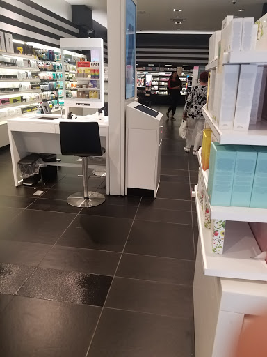 Cosmetics Store «SEPHORA», reviews and photos, 4502 S Steele St #840, Tacoma, WA 98409, USA