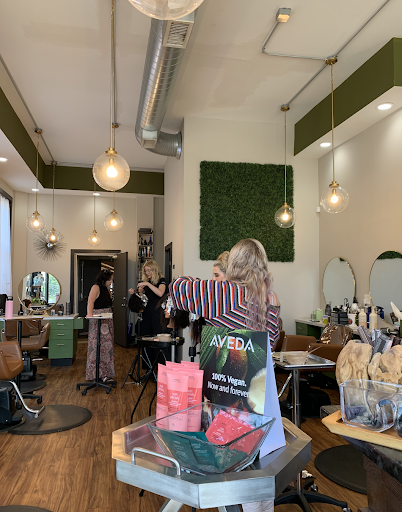 Hair Salon «Greenline Salon», reviews and photos, 201 W 6th St, Covington, KY 41011, USA