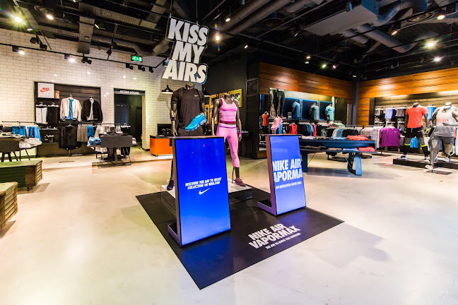 Reviews of Nike Store in London - Sporting goods store