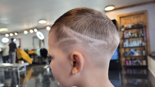 Hair Salon «Urban hair hub», reviews and photos, 18 S Harrison St, Shelbyville, IN 46176, USA