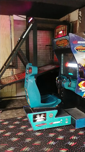 Bowling Alley «Val Lanes Recreation Center», reviews and photos, 100 Ashworth Rd, West Des Moines, IA 50265, USA