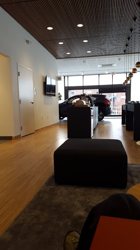 Volvo Dealer «Mitchell Volvo Cars of Simsbury», reviews and photos, 384 Hopmeadow St, Simsbury, CT 06070, USA