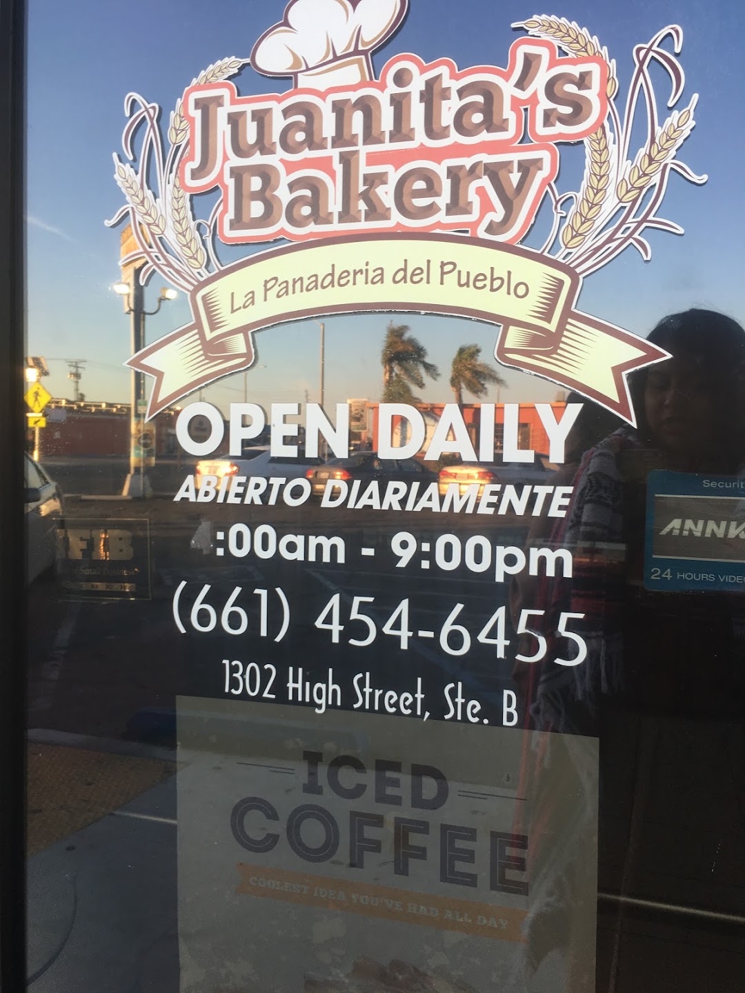 Juanitas Bakery