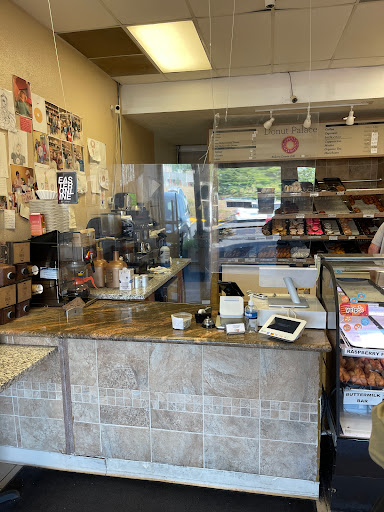Donut Shop «Donut Palace», reviews and photos, 3164 NW 185th Ave, Portland, OR 97229, USA