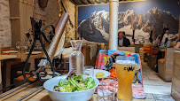 Plats et boissons du Restaurant servant de la raclette Les Marmottes à Paris - n°7