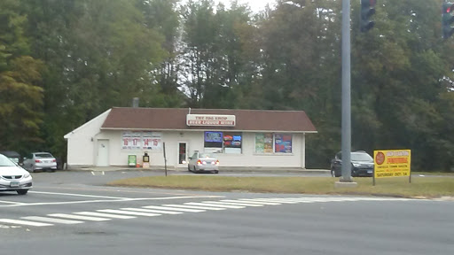 Liquor Store «Jug Shop», reviews and photos, 80 Hazard Ave, Enfield, CT 06082, USA