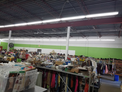 Thrift Store «Nuway Thrift Store», reviews and photos, 211 East Cork Street, Kalamazoo, MI 49001, USA