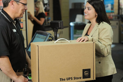 Shipping and Mailing Service «The UPS Store», reviews and photos, 1670 S Robert St, West St Paul, MN 55118, USA