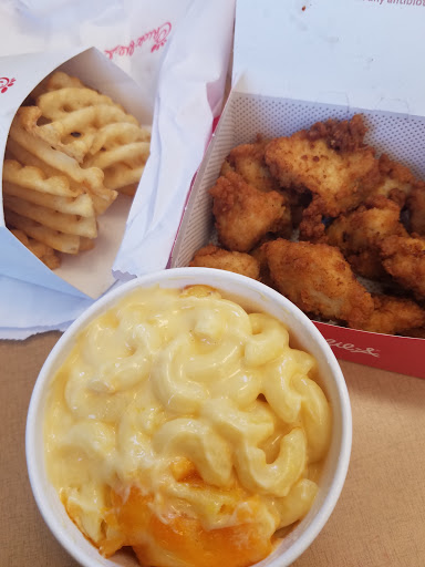 Fast Food Restaurant «Chick-fil-A», reviews and photos, 912 US-190, Covington, LA 70433, USA