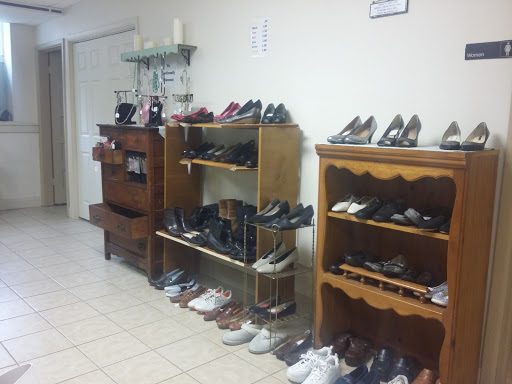 Thrift Store «3rd & Wooster Threads», reviews and photos, 301 N Wooster Ave, Dover, OH 44622, USA