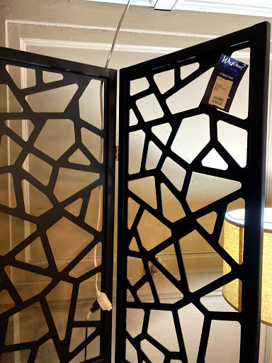 Furniture Store «What’s New? Furniture», reviews and photos, 439 SE Grand Ave, Portland, OR 97214, USA