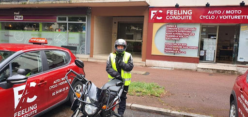 Feeling Conduite (36 Av. Gérard Yvon) à Vendôme, Loir-et-Cher