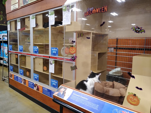 Pet Supply Store «PetSmart», reviews and photos, 2100 88th St, North Bergen, NJ 07047, USA