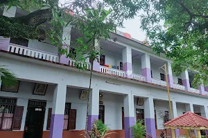 SNV Sadanam Main Hostel image
