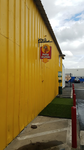 Pet Supply Store «Anaheim Feed & Pet Supply Inc», reviews and photos, 1730 N Lemon St, Anaheim, CA 92801, USA