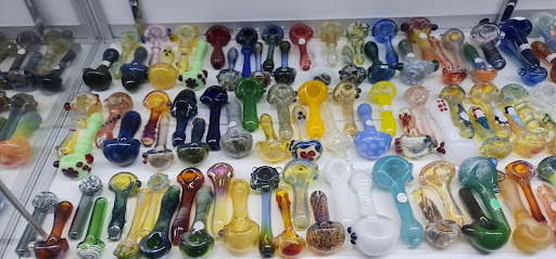 Tobacco Shop «Wizard Hat Smoke Shop», reviews and photos, 2406 W Parmer Ln #96, Austin, TX 78727, USA