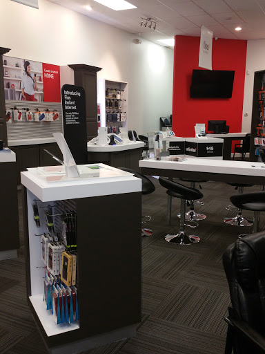 Cell Phone Store «Verizon Authorized Retailer, TCC», reviews and photos, 4225 Brownsville Rd, Pittsburgh, PA 15227, USA