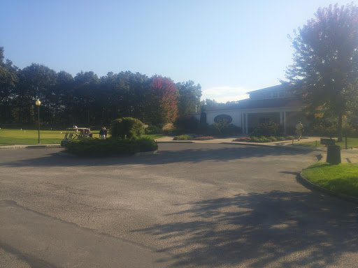 Golf Course «Pine Ridge Golf Club», reviews and photos, 2 Golf Course Dr, Coram, NY 11727, USA