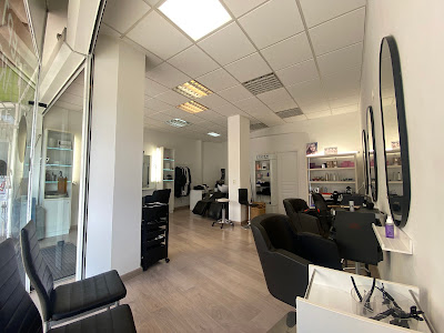Sept Sept Coiffure L’artiste à Vallauris