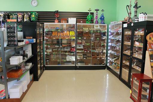 Tobacco Shop «Xpress Tobacco Outlet - Curb Side Pickup», reviews and photos, 622 S Rangeline Rd, Carmel, IN 46032, USA