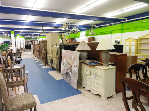 Used Furniture Store «Habitat for Humanity in Monmouth County ReStore», reviews and photos, 45 South St, Freehold, NJ 07728, USA