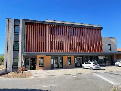 Scm Cardinaud Estival chirurgiens dentistes à La Roque-d'Anthéron