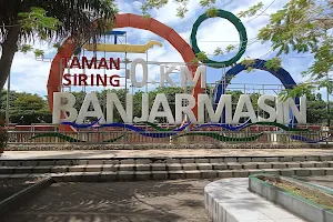 Taman Siring 0 Kilometer Banjarmasin image