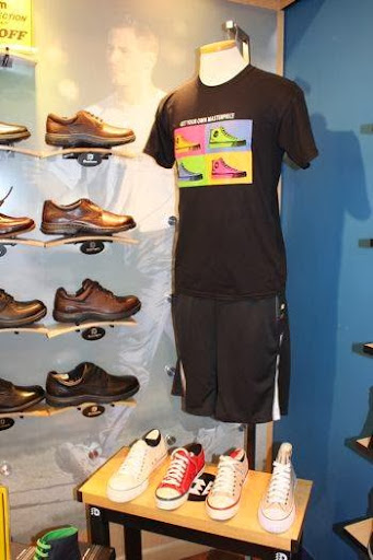 Sporting Goods Store «New Balance», reviews and photos, 3810 Forbes Ave, Oakland, PA 15213, USA