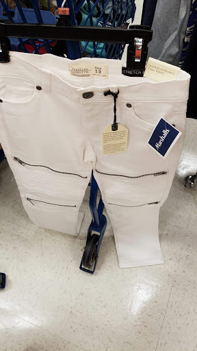 Shopping Mall «Marina Square Center», reviews and photos, 1201 Marina Blvd, San Leandro, CA 94577, USA