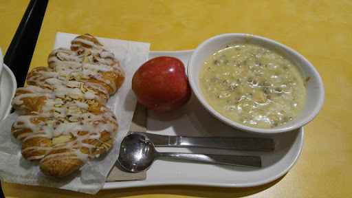 Sandwich Shop «Panera Bread», reviews and photos, 2315 Foothill Blvd, La Verne, CA 91750, USA