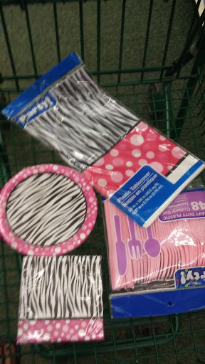 Dollar Store «Dollar Tree», reviews and photos, 2060 Sycamore Rd, DeKalb, IL 60115, USA