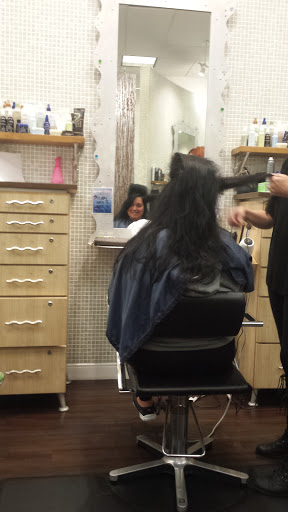 Beauty Salon «Aveda by Pure Concept Salon + Spa», reviews and photos, 5625 Deerfield Blvd, Mason, OH 45040, USA