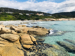Φωτογραφία του Waubs Beach με ευρύχωρος κόλπος