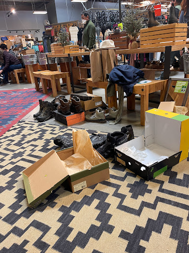 Camping Store «REI», reviews and photos, 12218 E Foothill Blvd, Rancho Cucamonga, CA 91739, USA