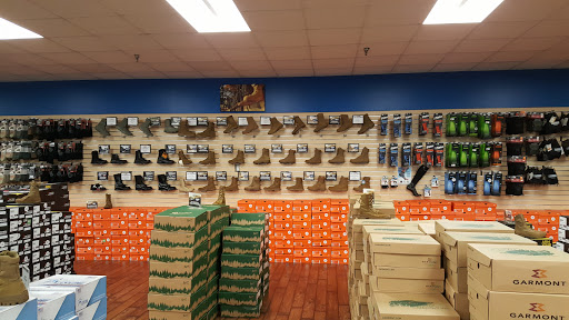 Army & Navy Surplus Shop «US Patriot Tactical», reviews and photos, 16298 Fort Campbell Blvd, Oak Grove, KY 42262, USA