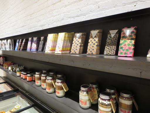 Gourmet Grocery Store «The Market by Foxtrot», reviews and photos, 1019 W Lake St, Chicago, IL 60654, USA