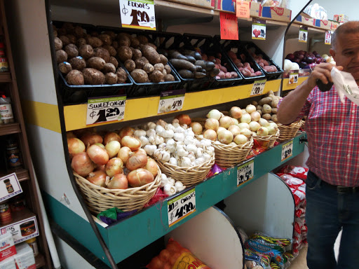 Supermarket «Pioneer Supermarket of Morris Park», reviews and photos, 775 Morris Park Ave, Bronx, NY 10462, USA