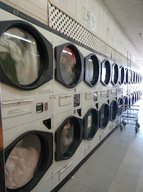 Creekside Laundrette - Photo 3 - Car repair in Hayward, CA, Fremont