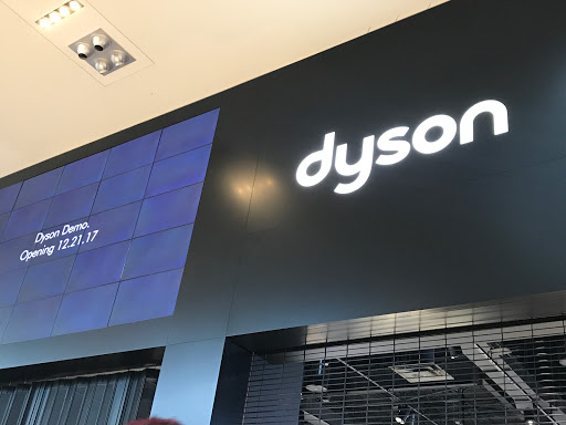Dyson Demo Store