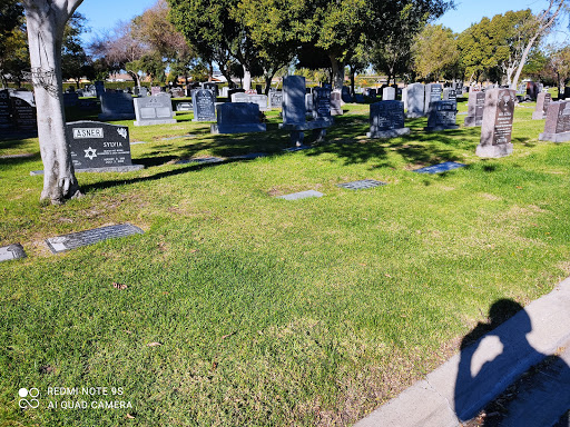 Cemetery «Harbor Lawn-Mt. Olive Memorial Park & Mortuary», reviews and photos, 1625 Gisler Ave, Costa Mesa, CA 92626, USA