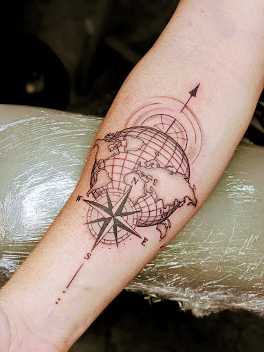 Tattoo Shop «Bold Stroke Tattoo Studios», reviews and photos, 831 W Jefferson Blvd, Dallas, TX 75208, USA