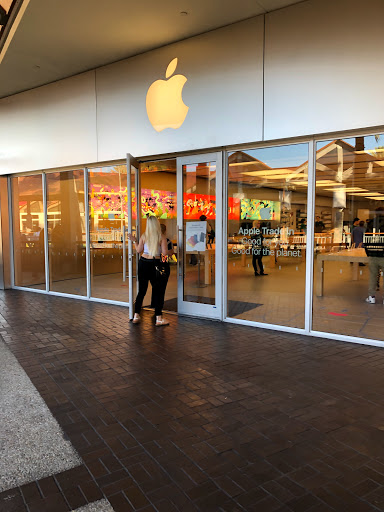 Shopping Mall «The Falls», reviews and photos, 8888 SW 136th St, Miami, FL 33176, USA