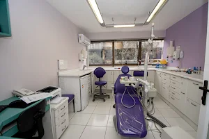 dentists | Clinica Dental CEOS in Providencia, Santiago image