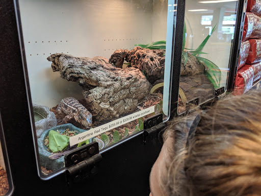 Pet Store «Olathe Pet Shop», reviews and photos, 16651 151st St, Olathe, KS 66062, USA