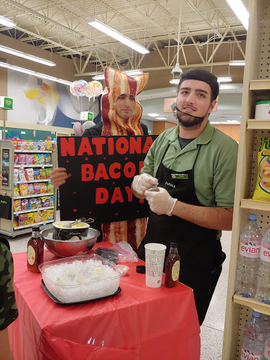 Shopping Mall «Caladesi Shopping Center», reviews and photos, 916 Curlew Rd, Dunedin, FL 34698, USA