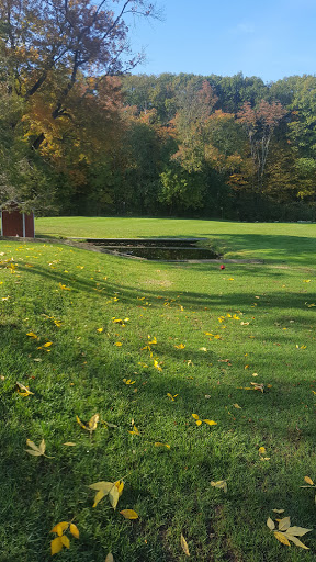 Golf Course «Fairlawn Golf Course», reviews and photos, 3 Sherman Ave, Lincoln, RI 02865, USA